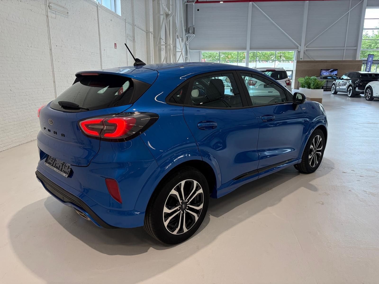 Tweedehands Autos In Beveren | Ford Puma St-Line - Carplay/Android Auto - Winter Pack!!