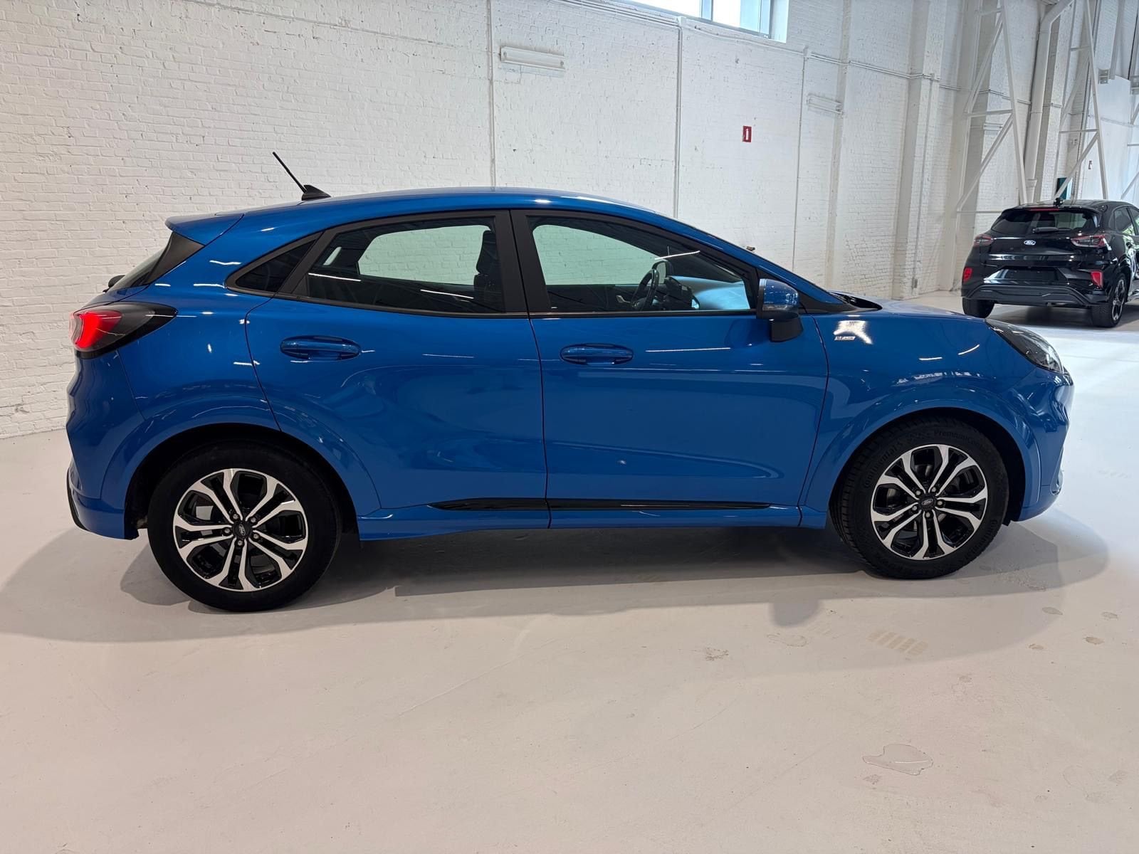 Tweedehands Autos In Beveren | Ford Puma St-Line - Carplay/Android Auto - Winter Pack!!