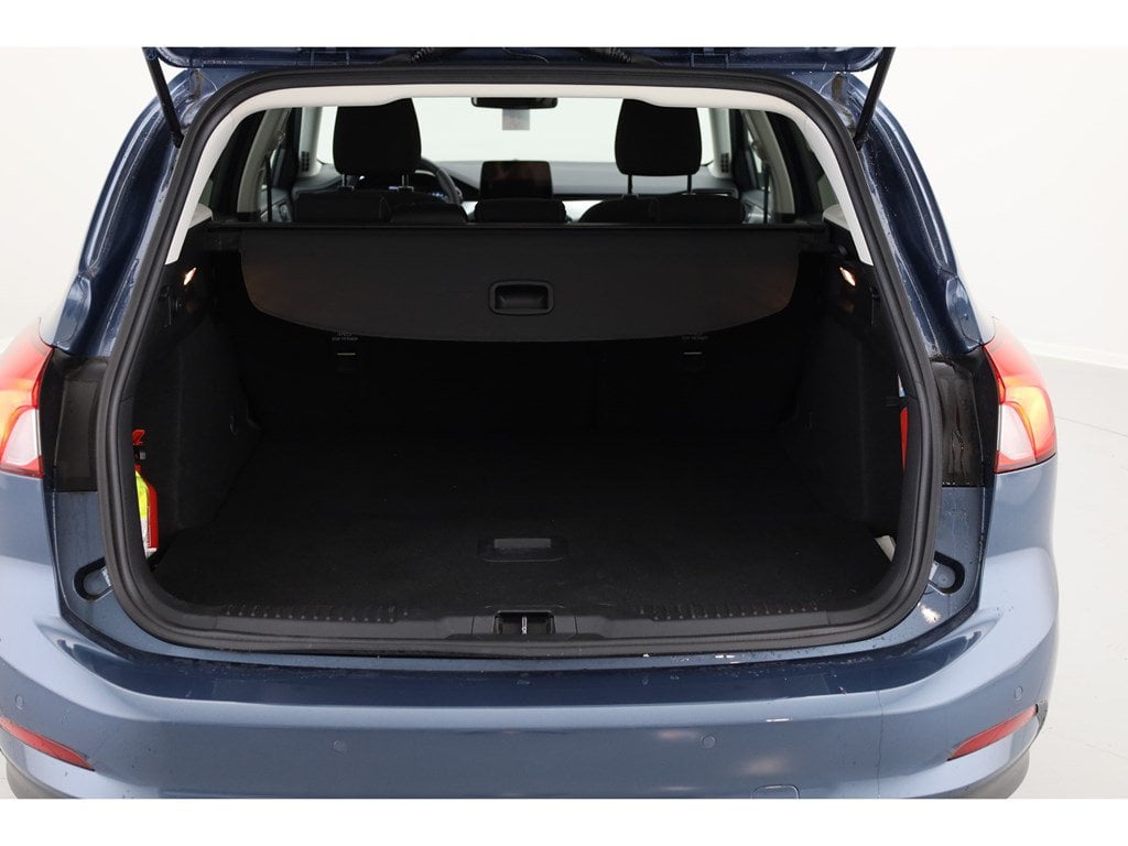 Tweedehands Autos In Beveren | Ford Focus Connected - € 19.990!!