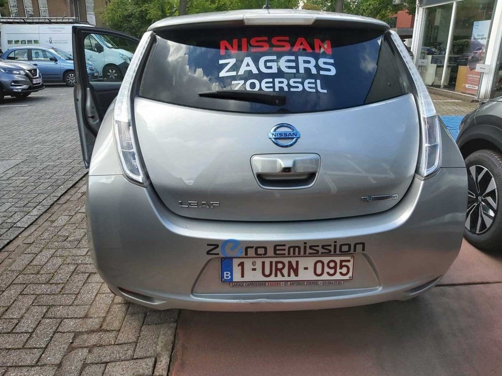 Tweedehands Nissan Leaf 24 Kwh Tekna Autos In Zoersel