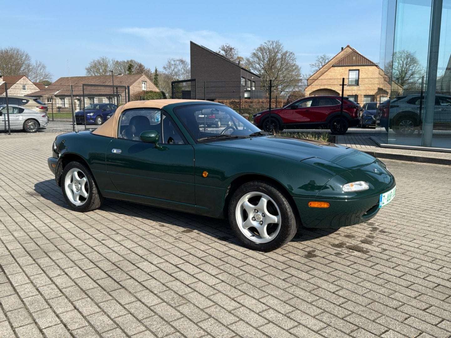 Tweedehands Autos In Meerhout | Mazda Mx-5 Verzamelwagen - Oldtimer Na 16 Maanden !!!