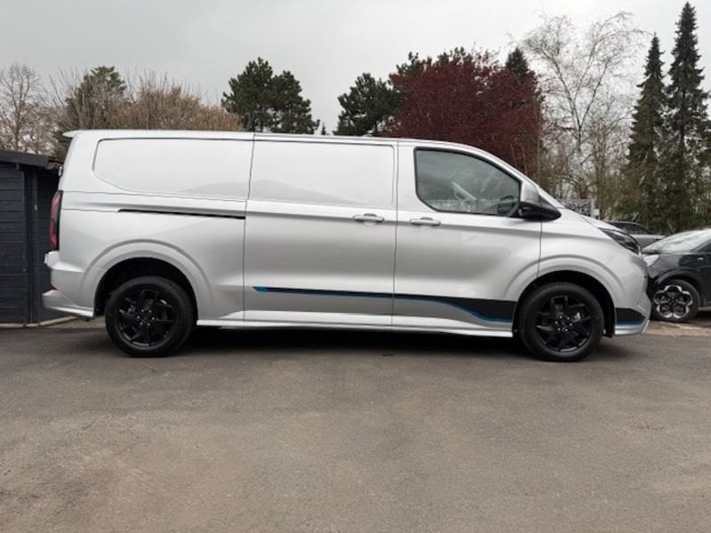 Ford Transit - foto 3